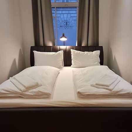 וינה Sissi Royal Suite - Inner City 4 Bedroom Apartment מראה חיצוני תמונה