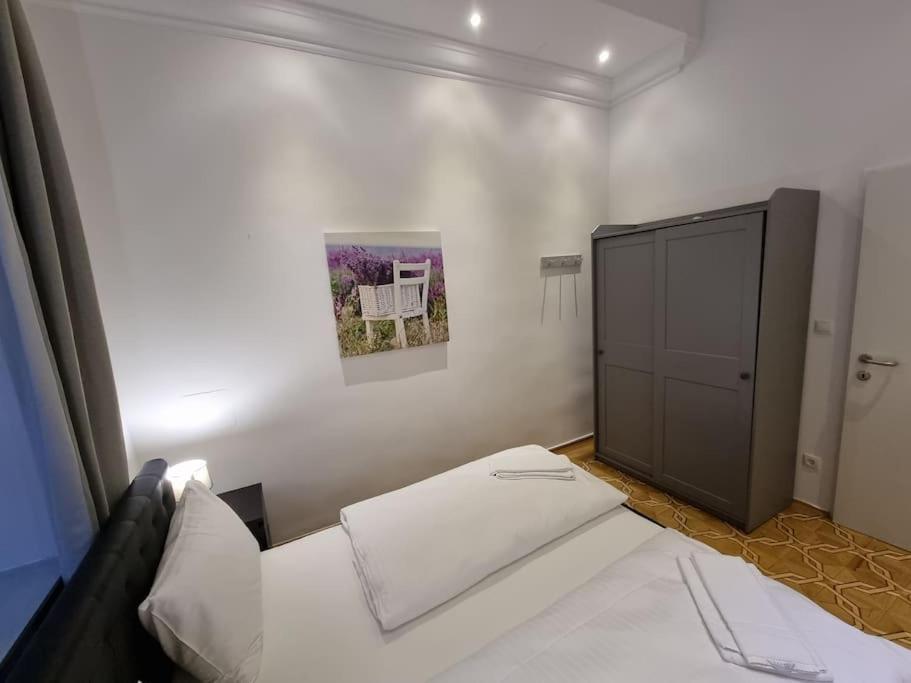 וינה Sissi Royal Suite - Inner City 4 Bedroom Apartment מראה חיצוני תמונה